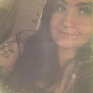 Meet your Posher, Ariel